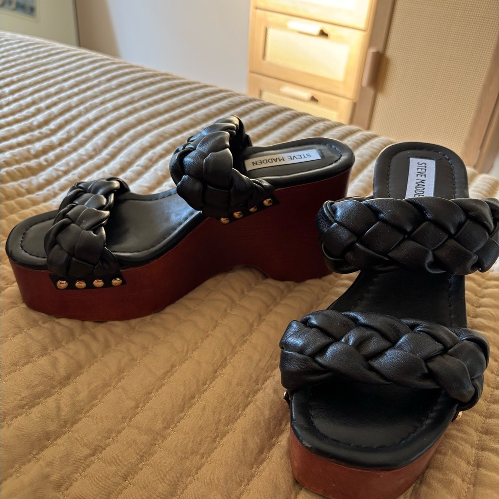 Steve Madden Black Braided Platform Sandals